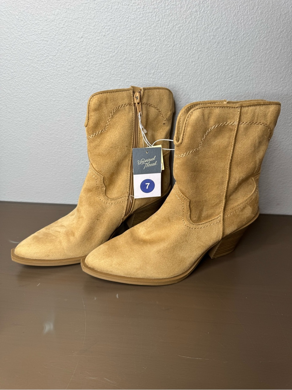 NWT 7 Women's Suede Western Ankle Boots - Tan - Picture 2 of 8